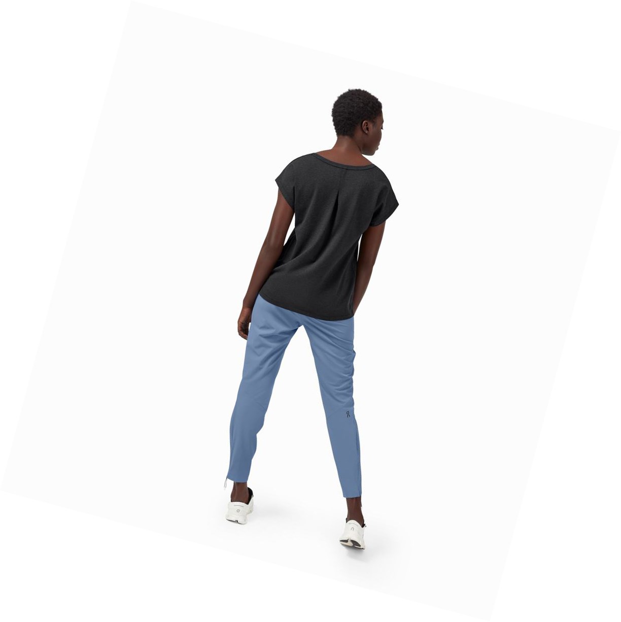 Black On On-T Women's T Shirts | 0863HUKCZ