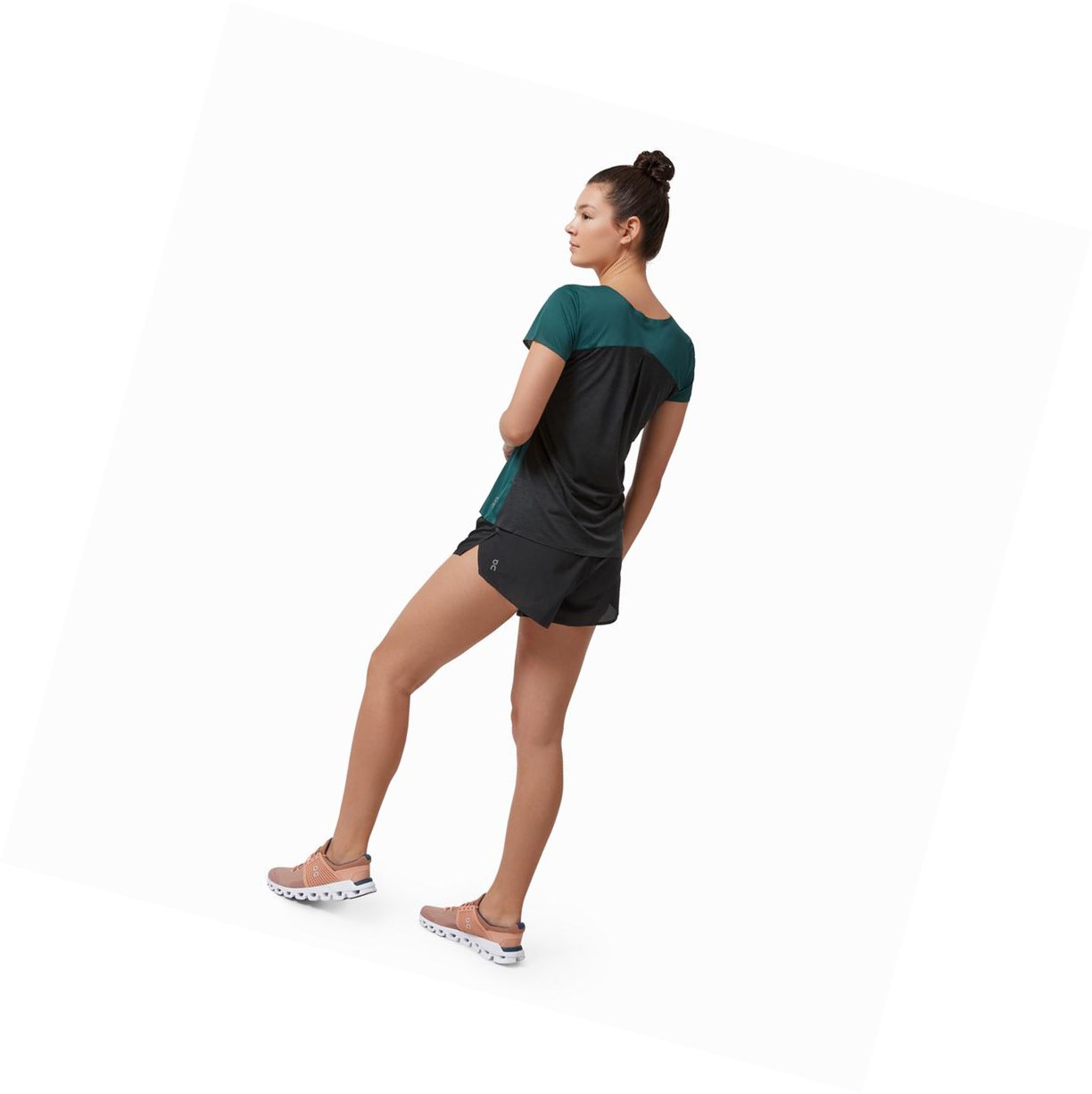 Green / Black On Performance Long-T Women's T Shirts | 7521OUJXS